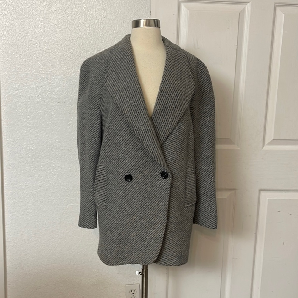 Wing Cat coat